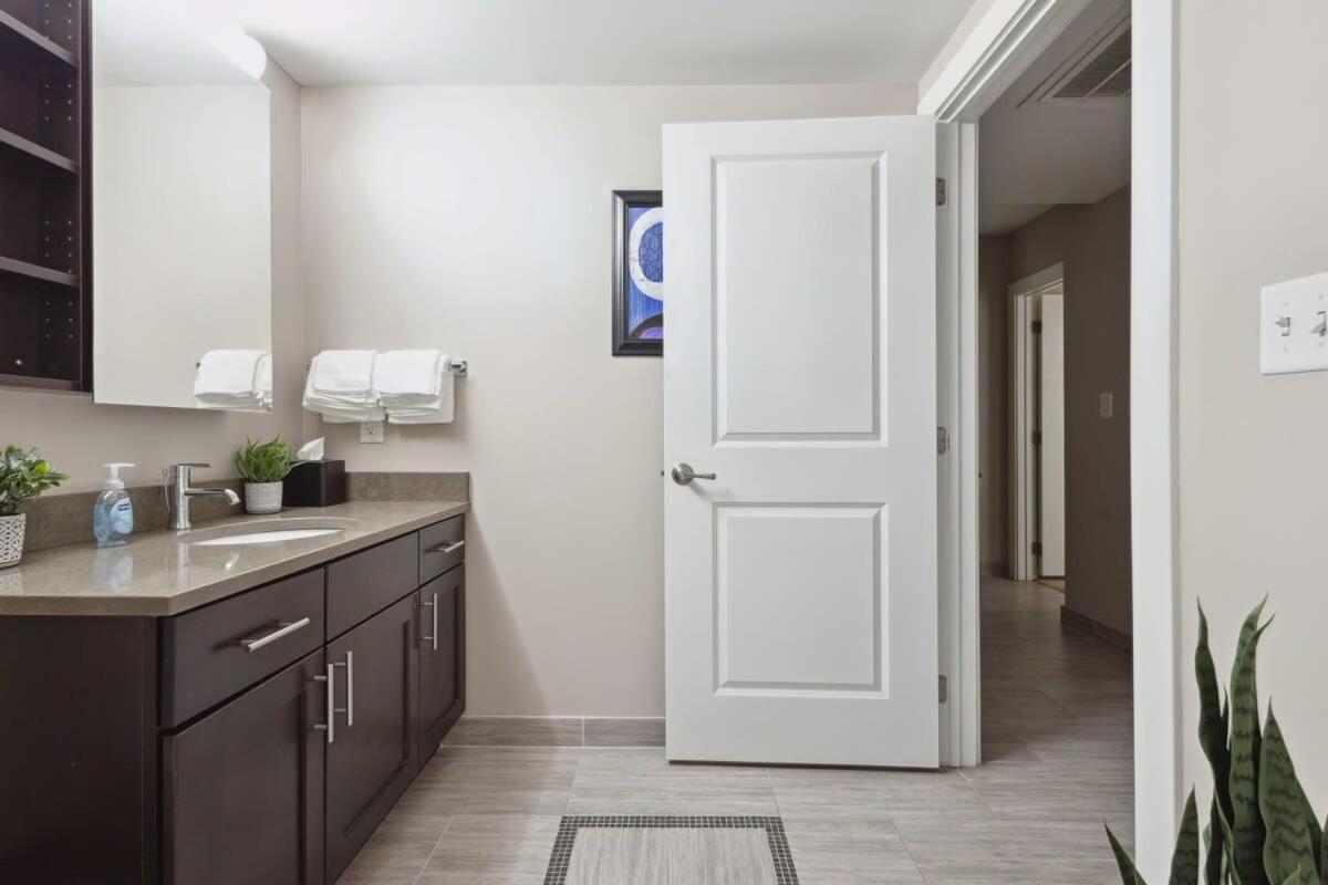 2Br Downtown Luxury Getaway Lejlighed Detroit Eksteriør billede